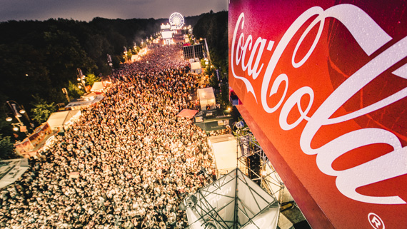 Coca-Cola auf der Fanmeile am Brandenburger Tor